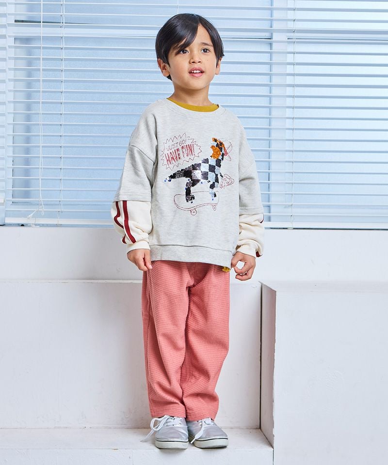 裏毛恐竜スパンコール刺繍袖フェイクレイヤード風トレーナー／一部店舗