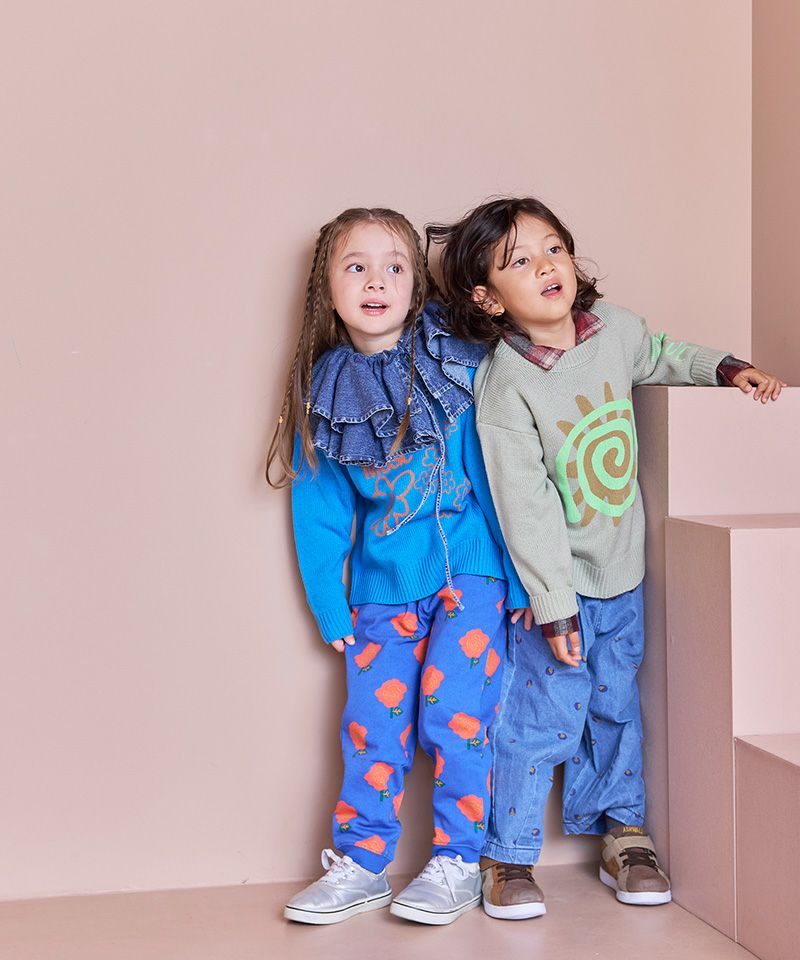 マシンウォッシャブル】クルーネックプリントセーター ｜ トップス