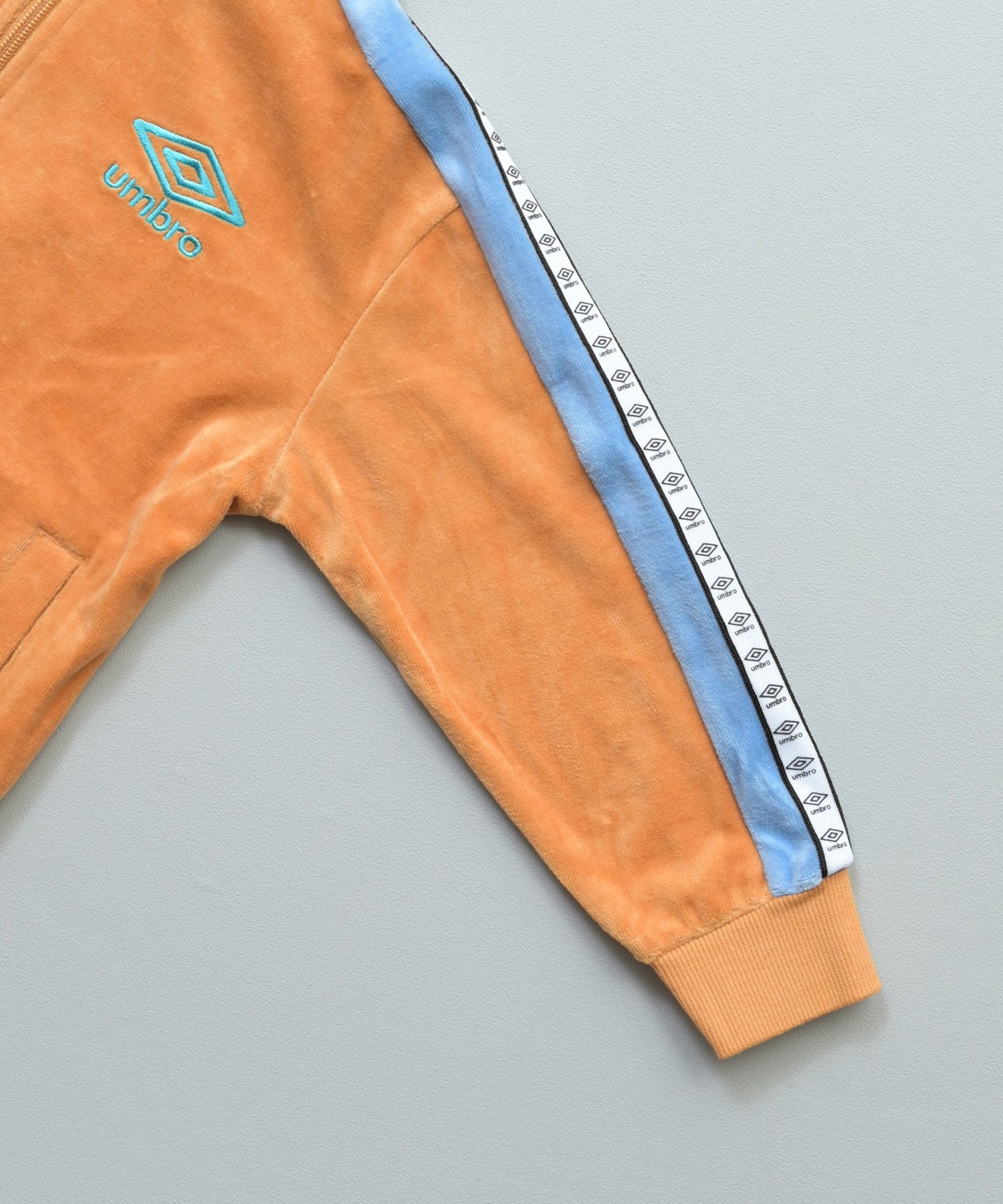 Umbro】【別注 】ベロアジャケット/130-150cm ｜ アウター